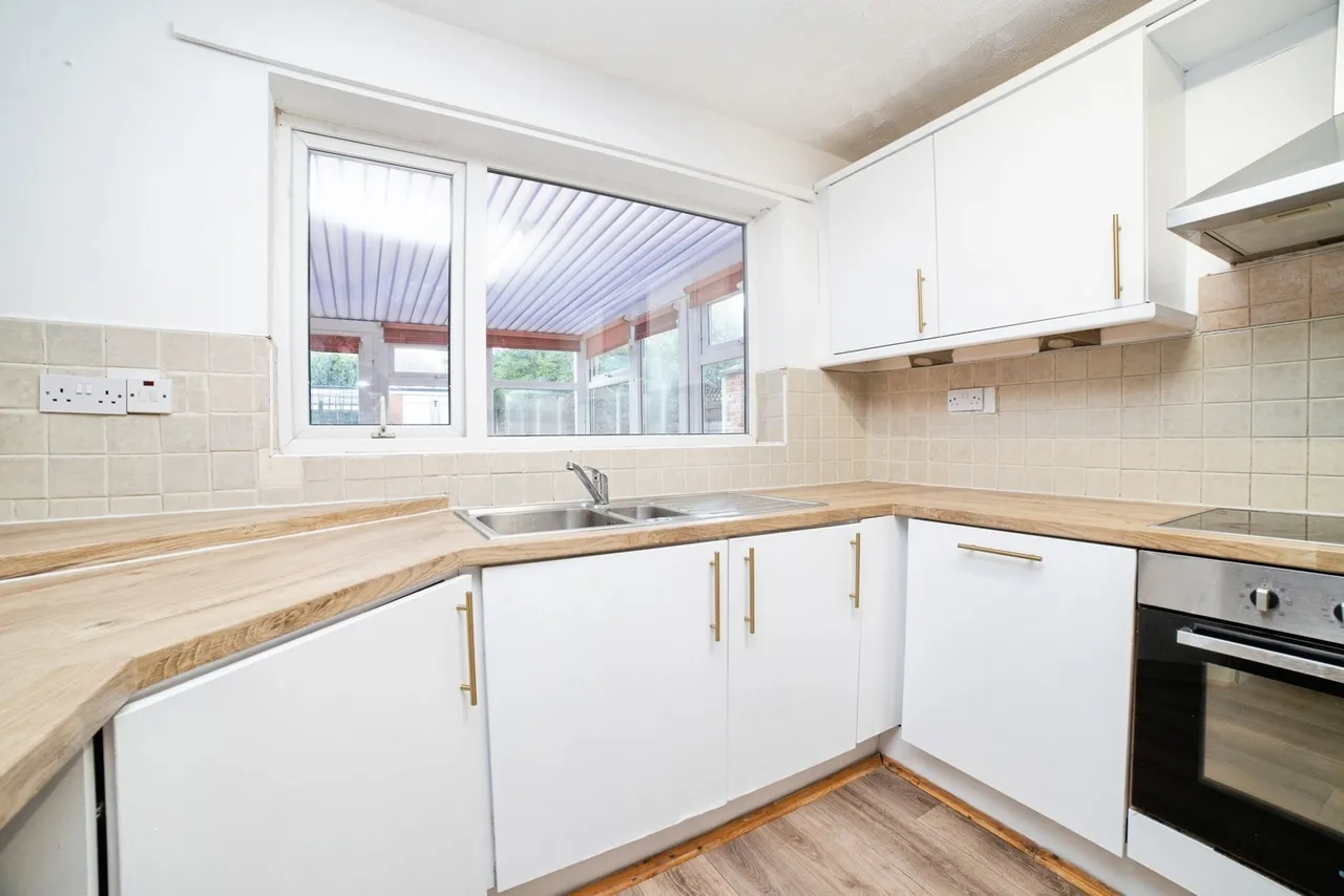 Bentinck Street, Hucknall, Nottingham, Nottinghamshire, NG15, photo 6