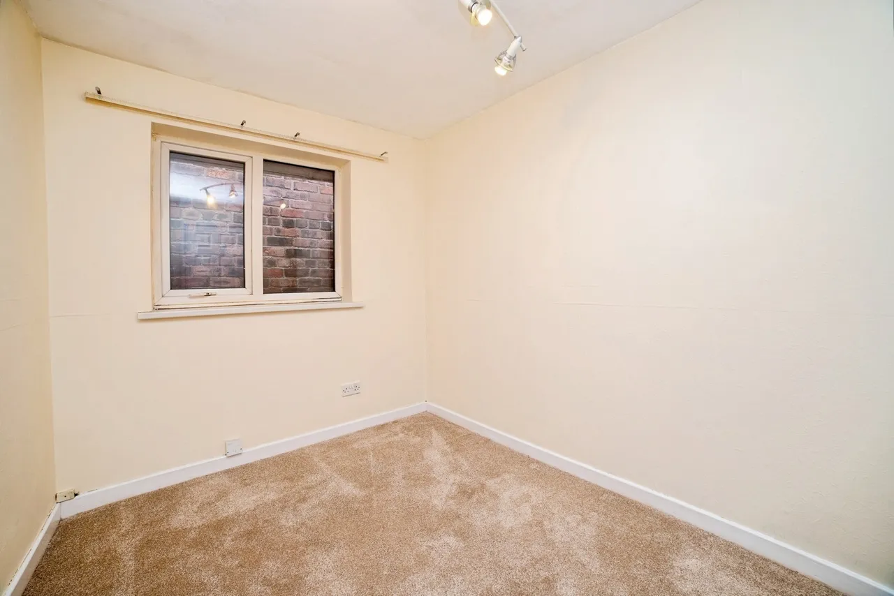 Bentinck Street, Hucknall, Nottingham, Nottinghamshire, NG15, photo 18