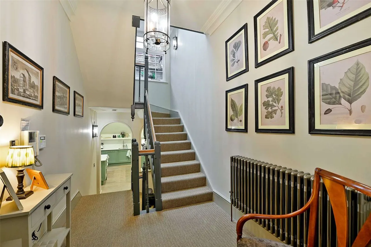 St. Leonards Road, Windsor, Berkshire, SL4 3BP, photo 5