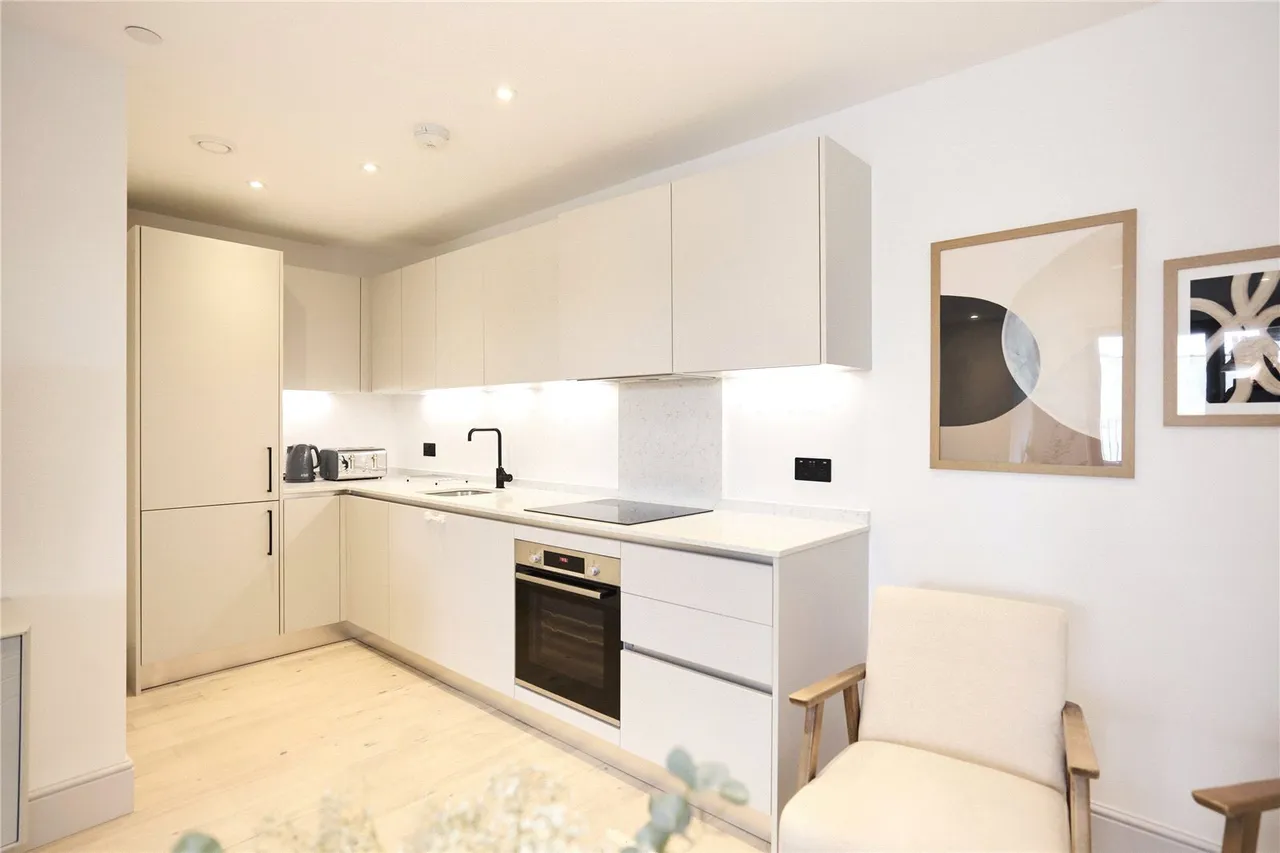 Station Road, London, SW19, photo 5