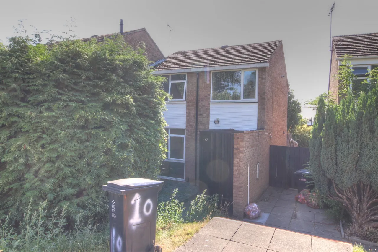 3 bed house for sale, Croyde Close, Leicester, LE5