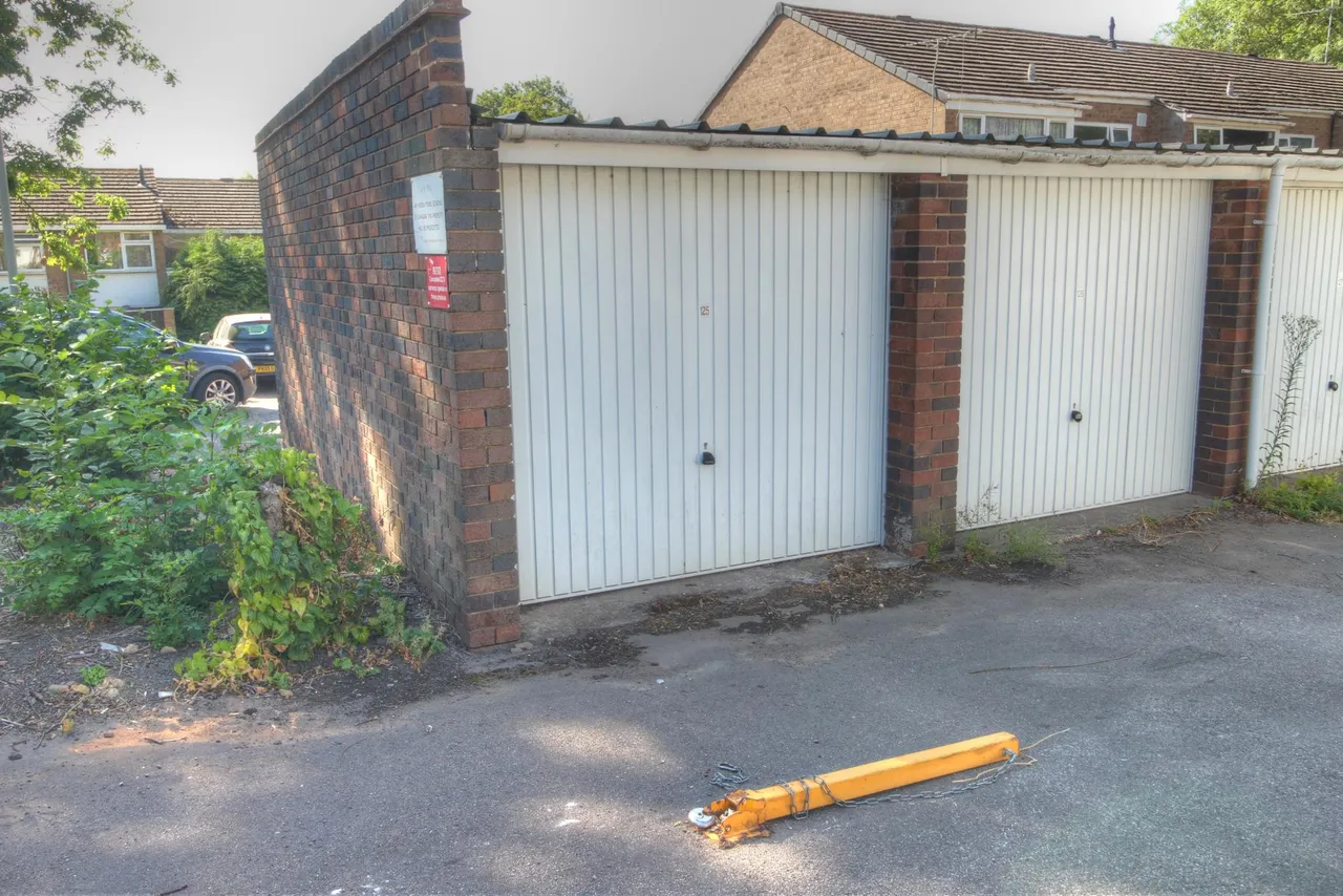 Croyde Close, Leicester, LE5, photo 12