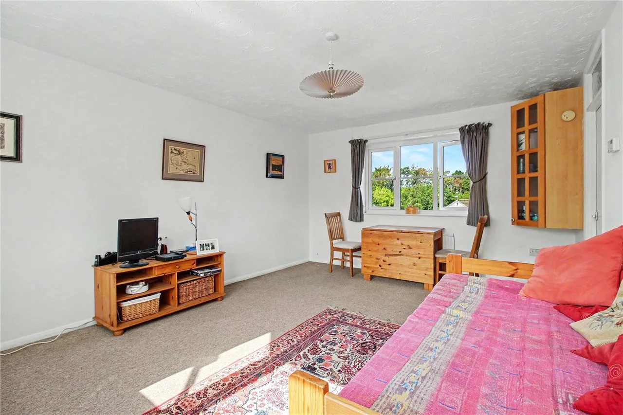 High Street, Wangford, NR34, photo 8