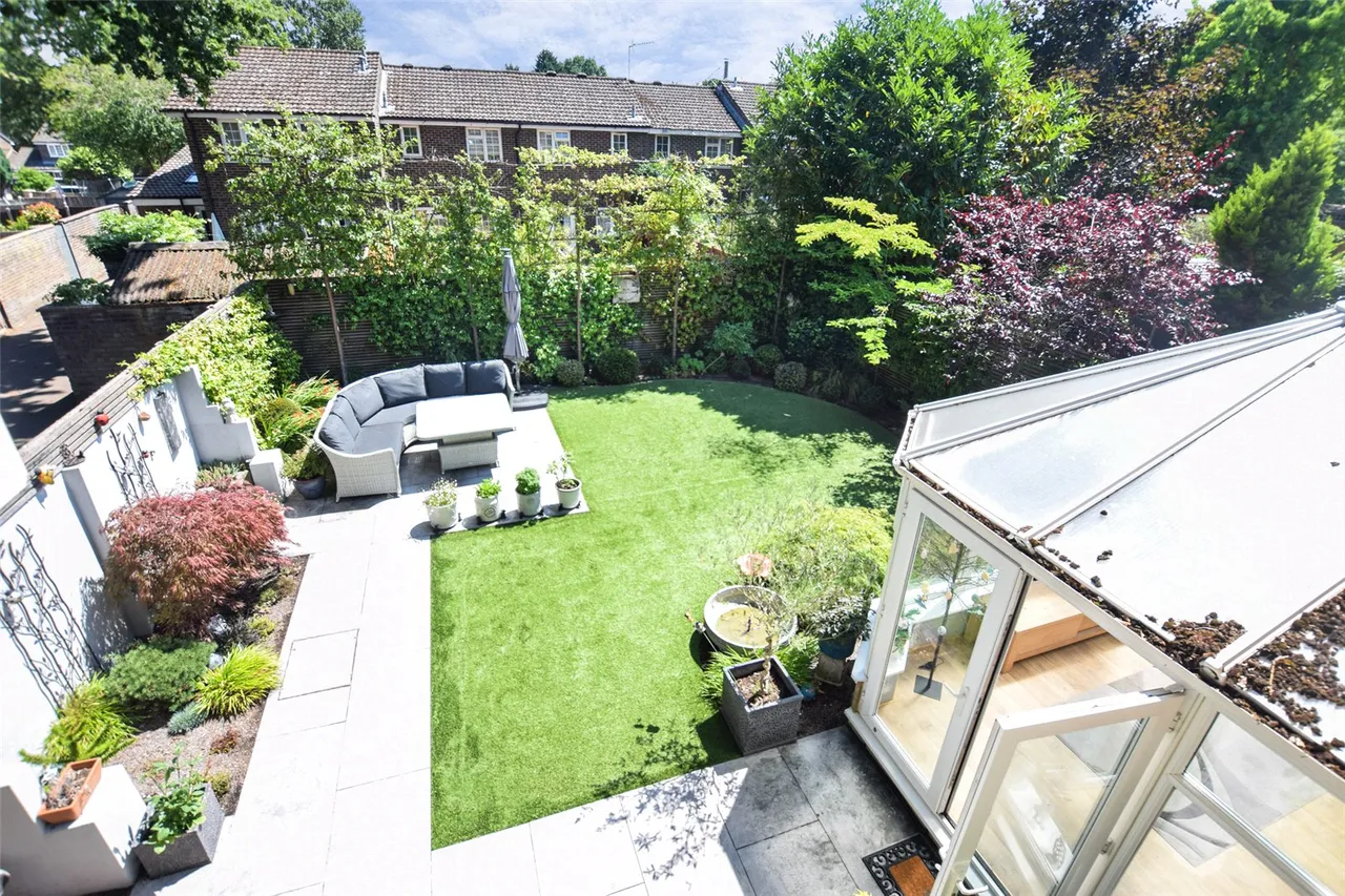 Sandy Lane, Farnborough, Hampshire, GU14 9LA, photo 20