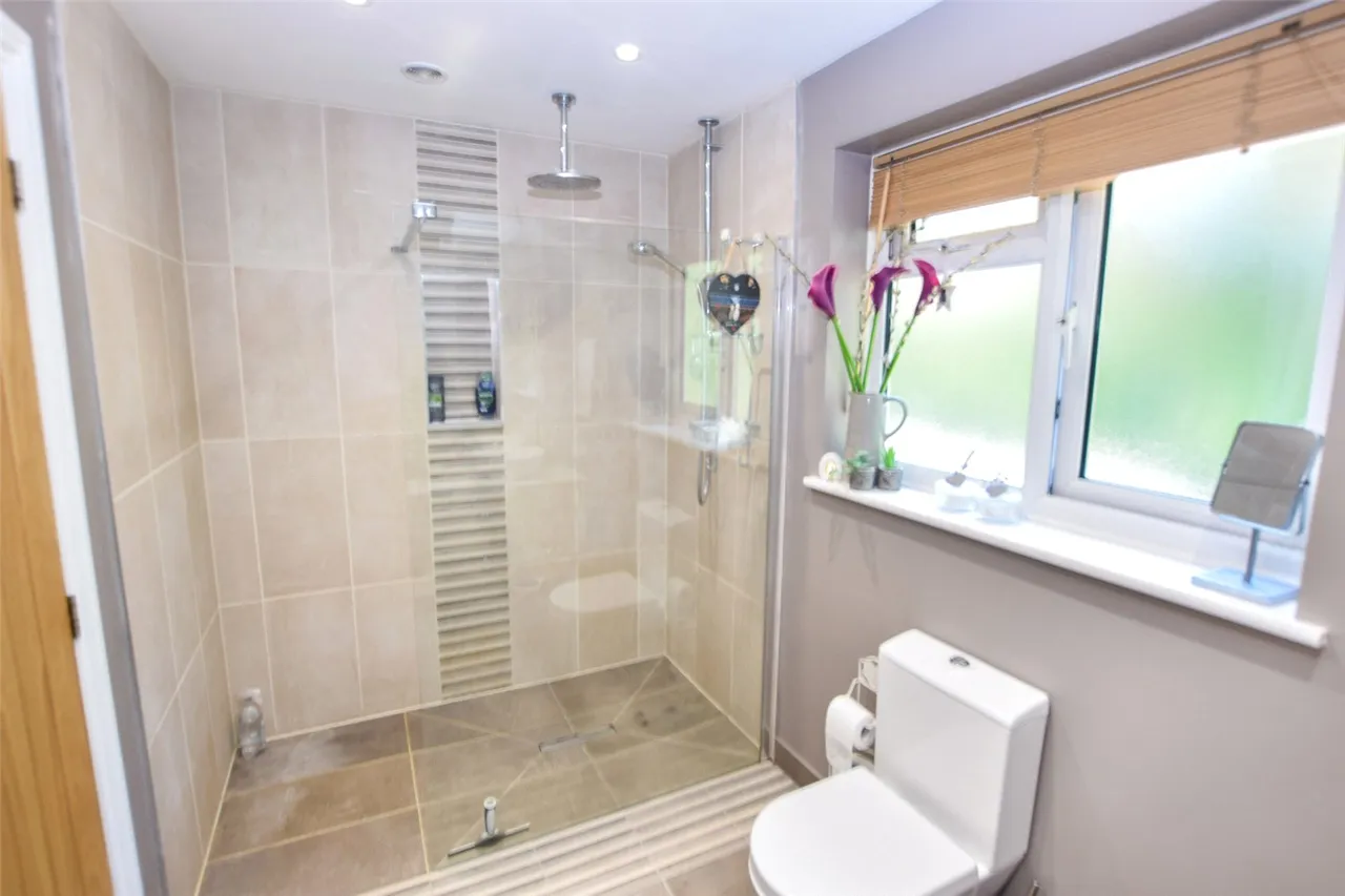 Sandy Lane, Farnborough, Hampshire, GU14 9LA, photo 9