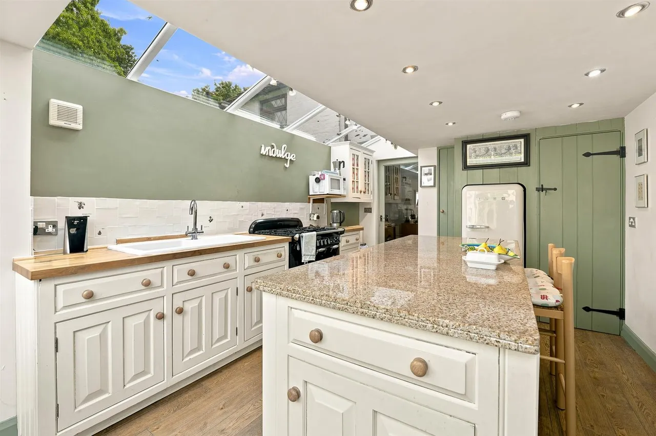 Pearl Street, Prestbury, photo 4