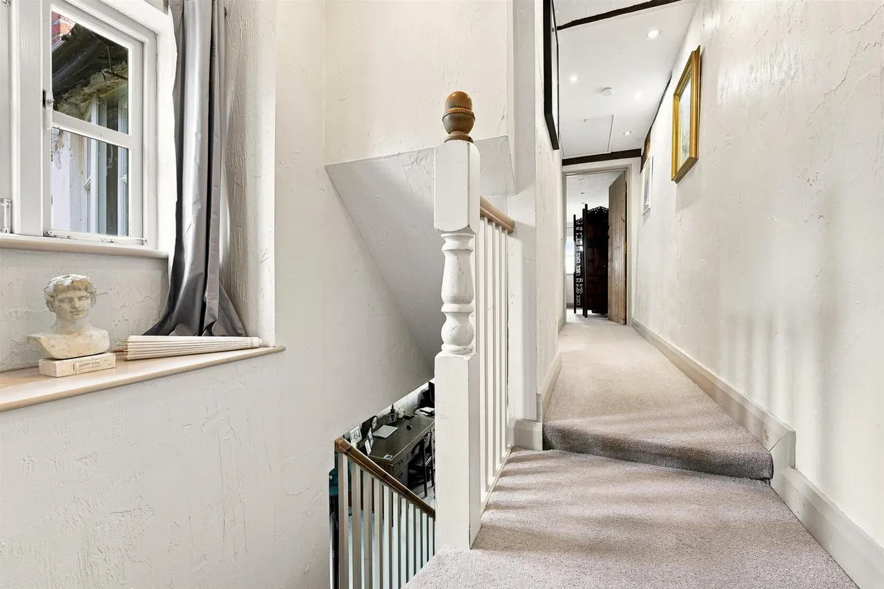 Pearl Street, Prestbury, photo 10