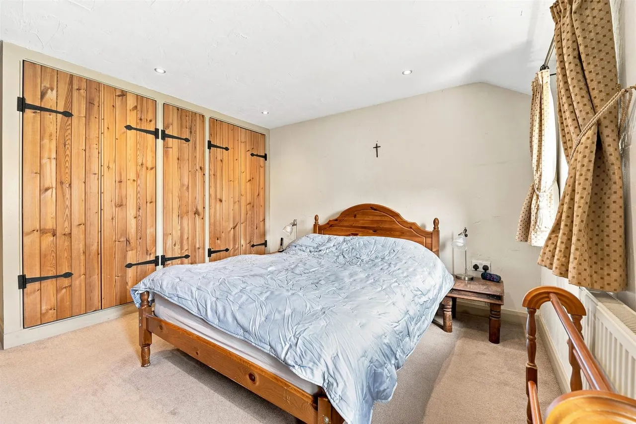 Pearl Street, Prestbury, photo 13