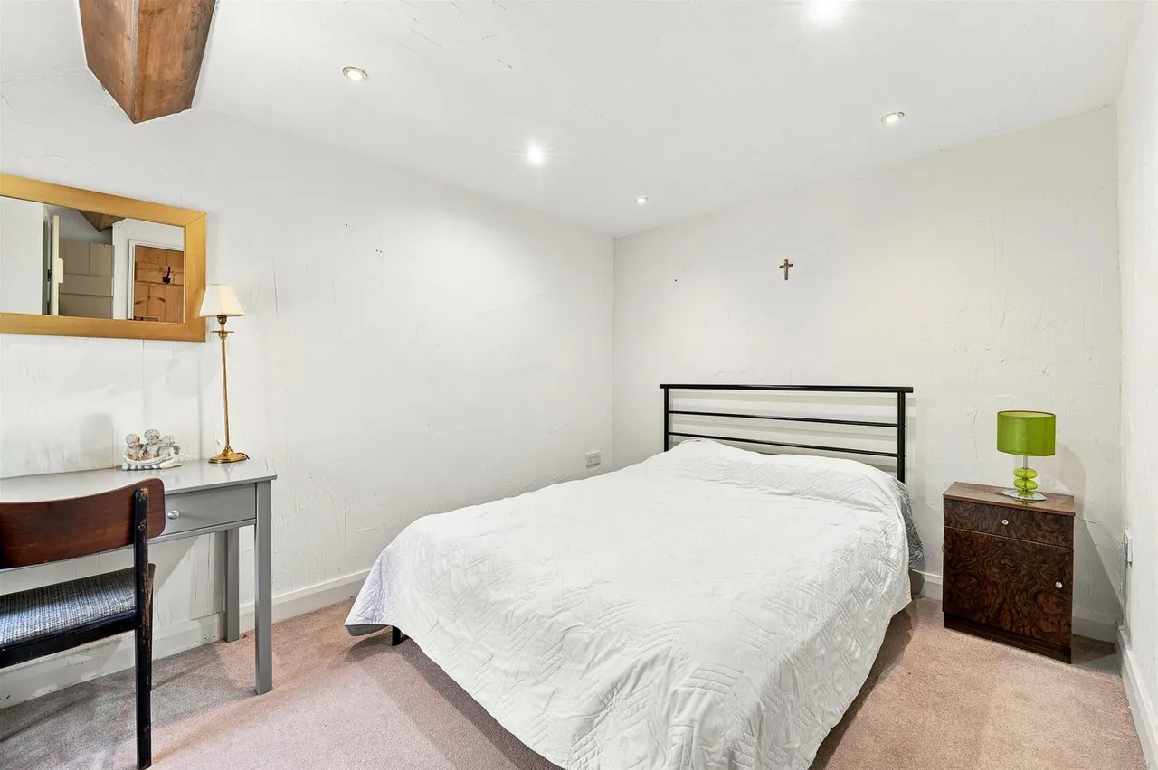 Pearl Street, Prestbury, photo 12