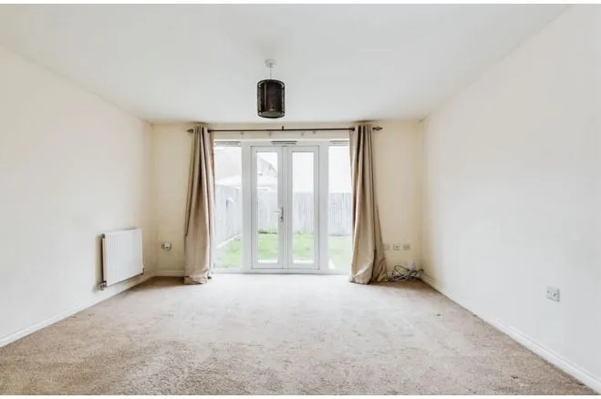 Dydale Road, Taw Hill, SN25, photo 5