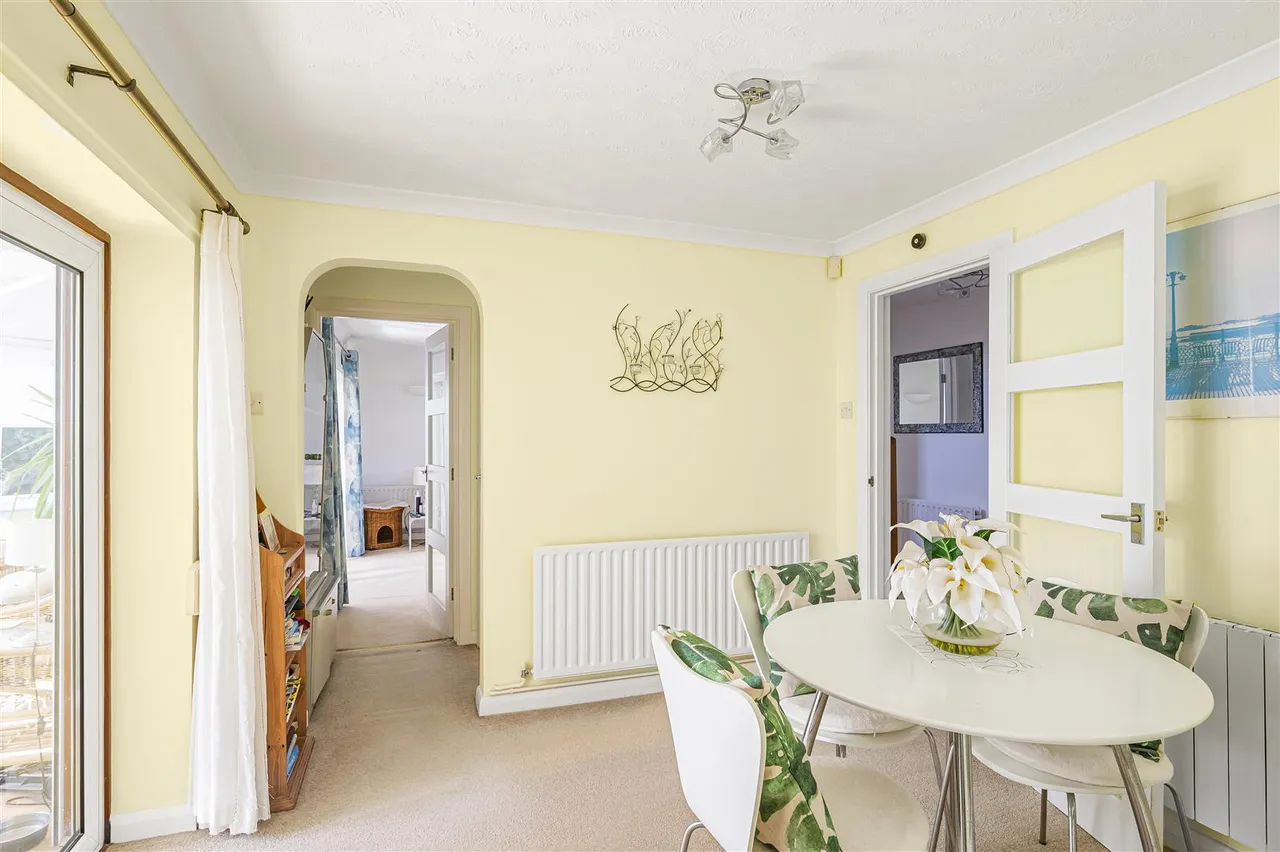 Grove Road, Seaford, photo 13