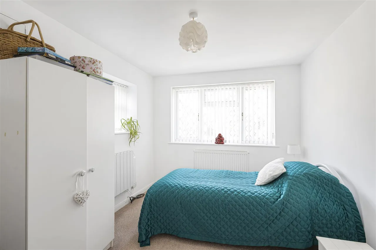 Grove Road, Seaford, photo 11