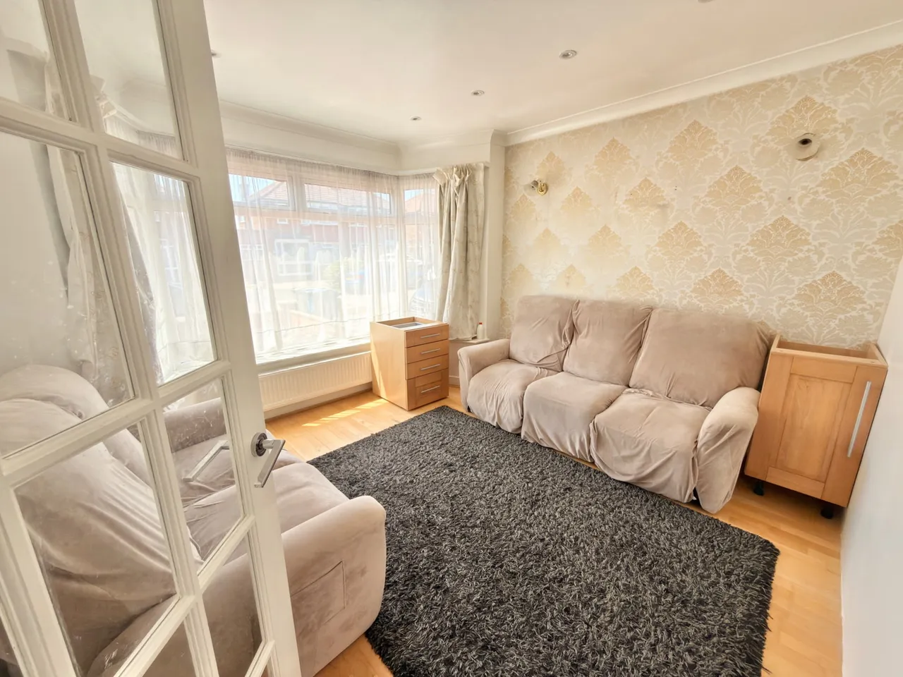Derwent Crescent, Stanmore, HA7, photo 3