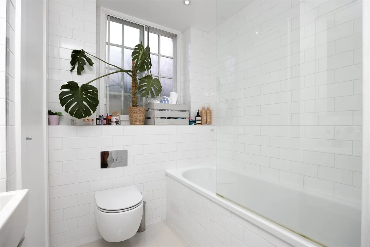 Swan Court, Chelsea Manor Street, Chelsea, SW3, photo 7
