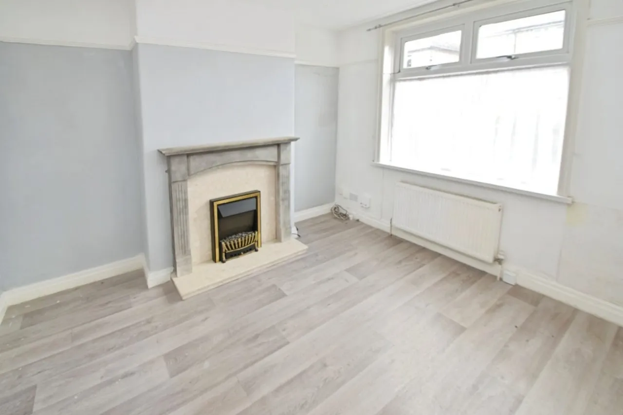 Riddlesden, Keighley, West Yorkshire, photo 2