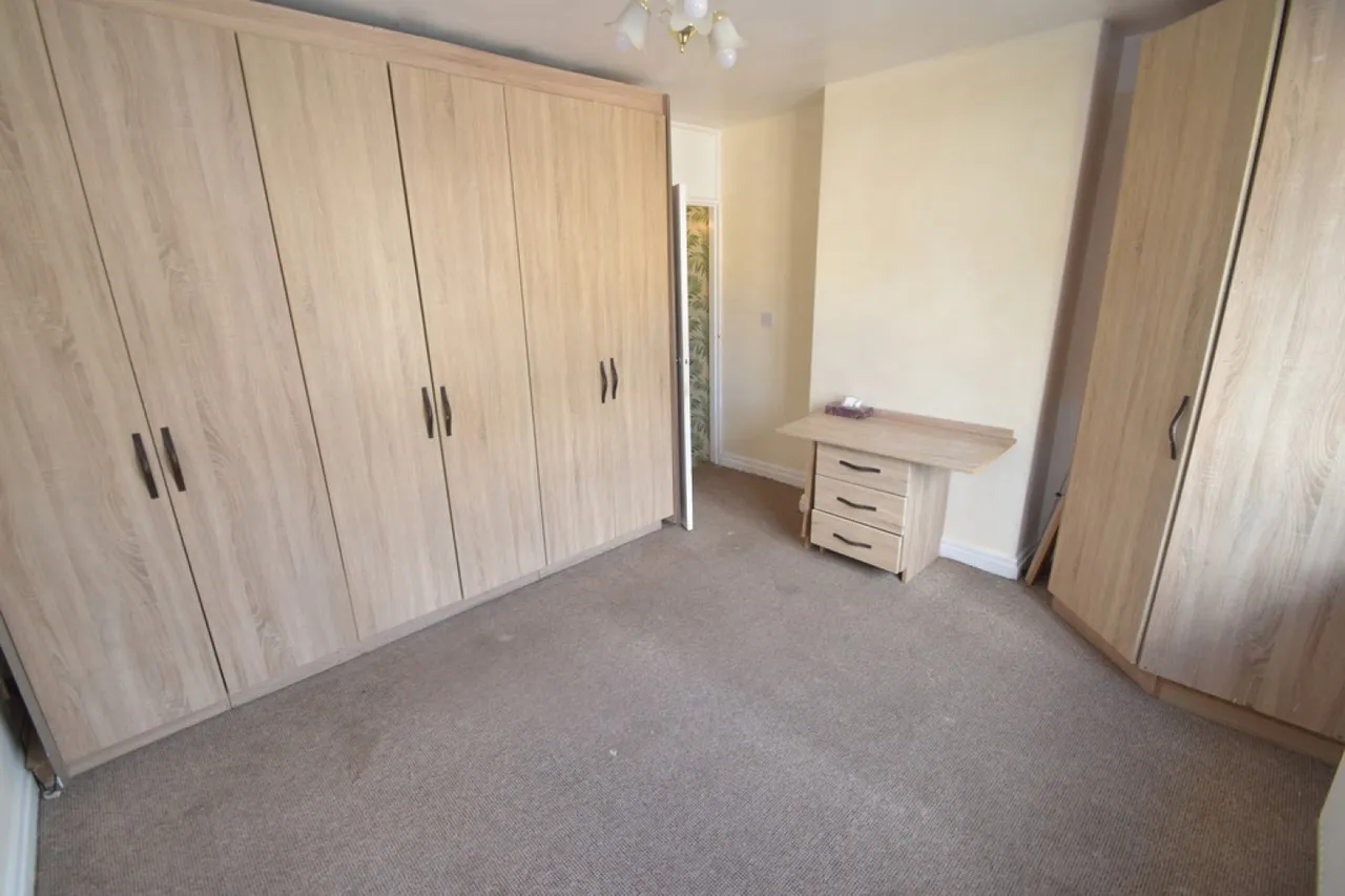 Riddlesden, Keighley, West Yorkshire, photo 6