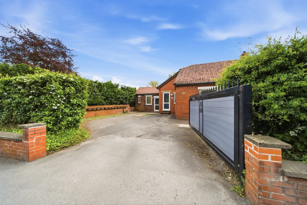 Whalley Road, Great Harwood, BB6, photo 23
