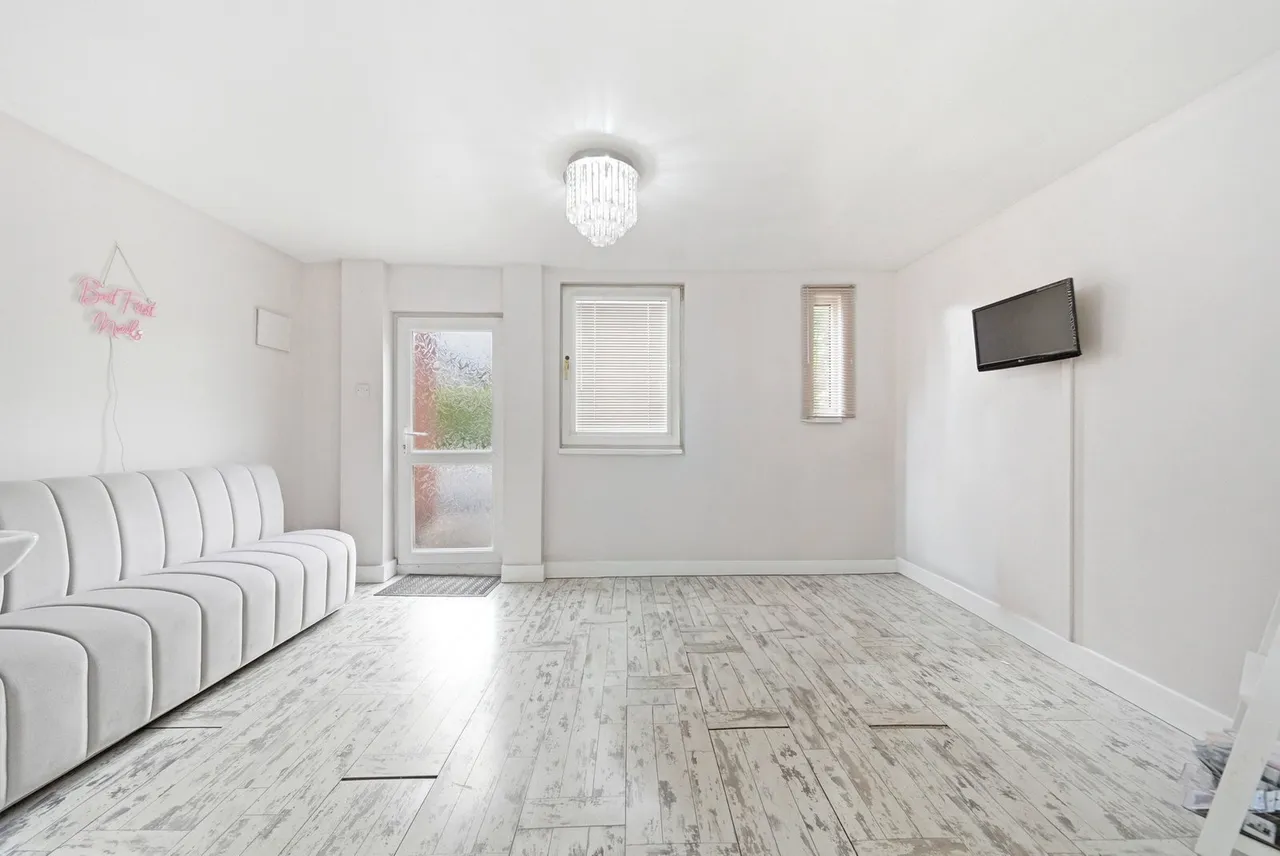 Whalley Road, Great Harwood, BB6, photo 24