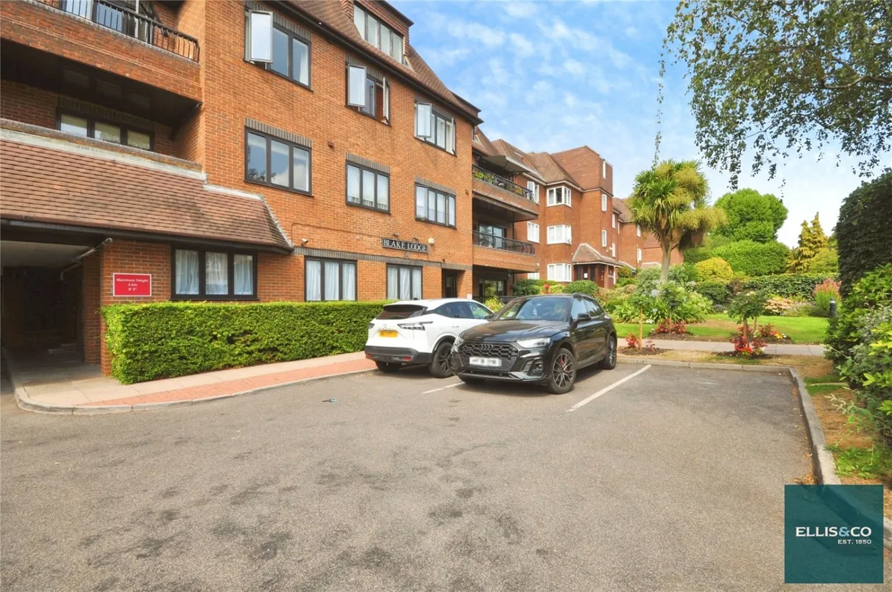 Hendon Lane, Finchley, N3, photo 17