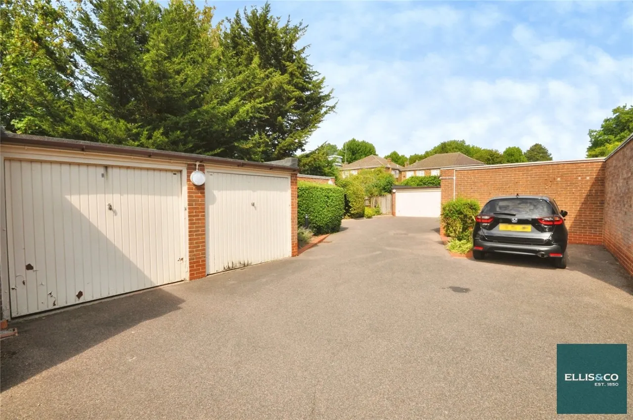 Hendon Lane, Finchley, N3, photo 9