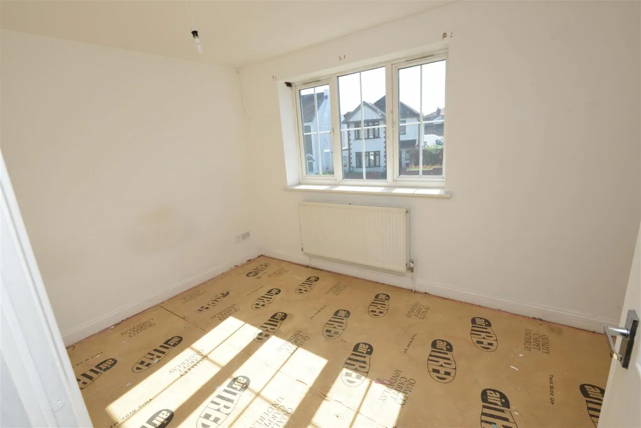 Downend Road, Kingswood, Bristol BS15 1SP, photo 8