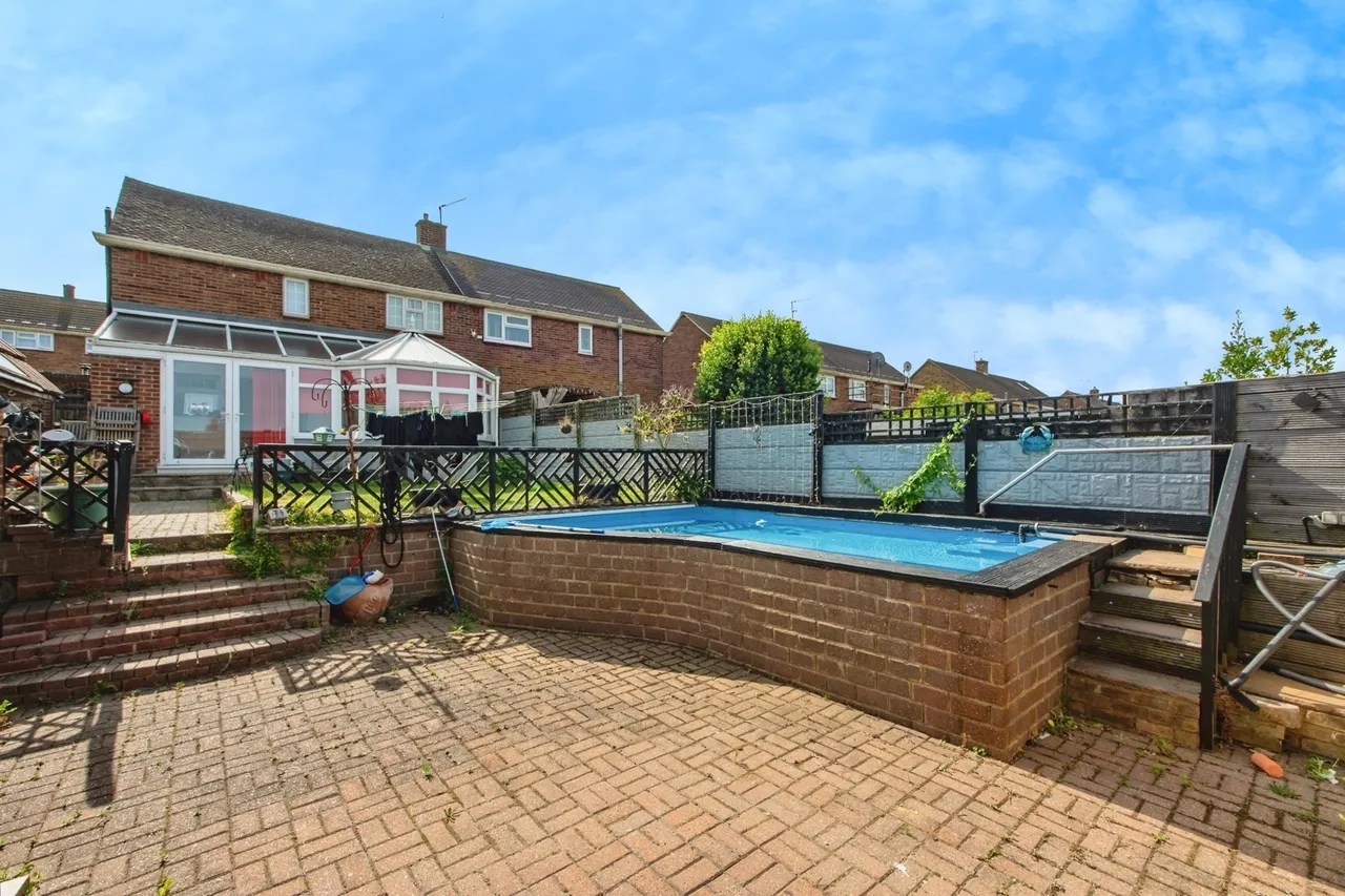 St. Hildas Way, Gravesend, DA12, photo 16
