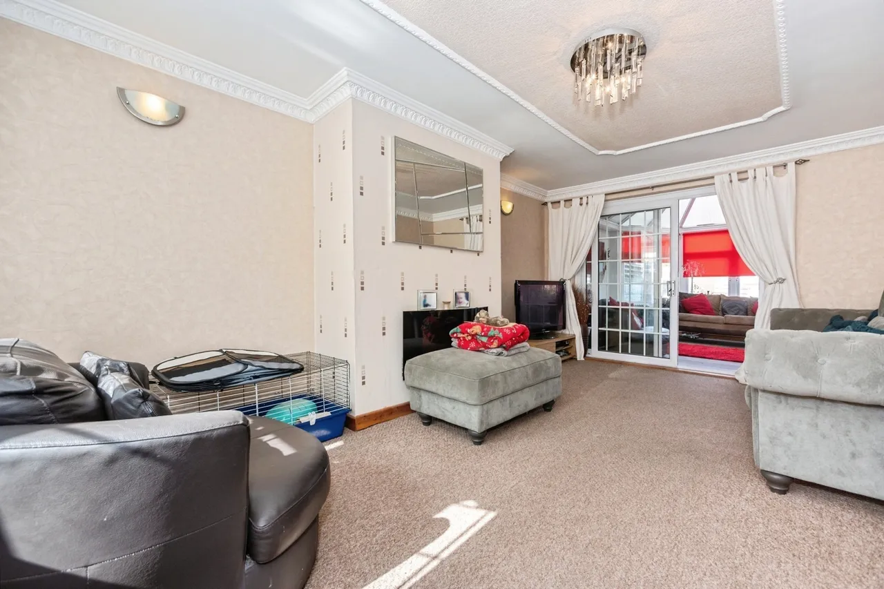 St. Hildas Way, Gravesend, DA12, photo 8