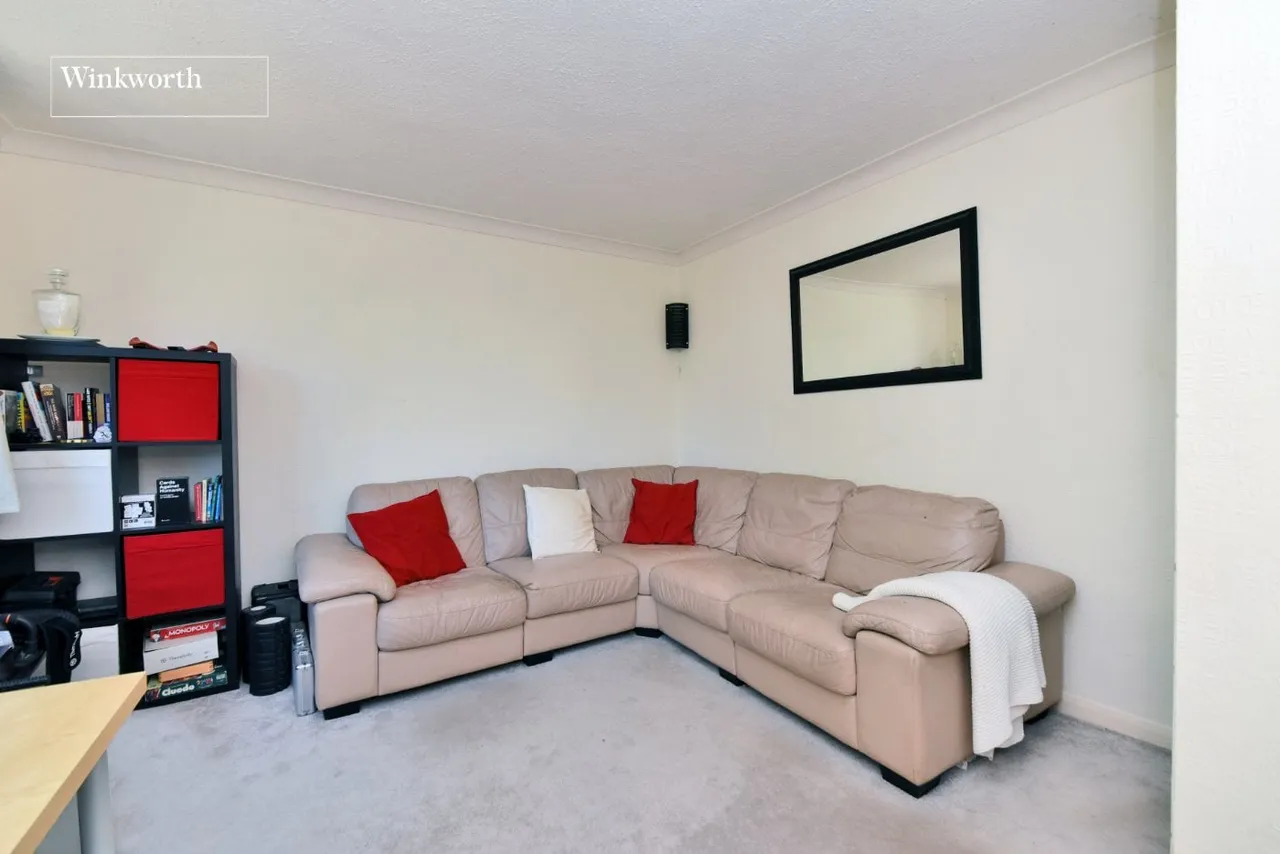 Ardrossan Gardens, Worcester Park, Surrey, KT4, photo 9