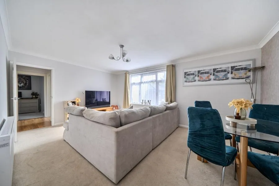 Wycombe View, Flackwell Heath, HP10, photo 5