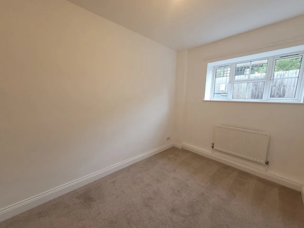 Tufton Street, Ashford, TN23, photo 6
