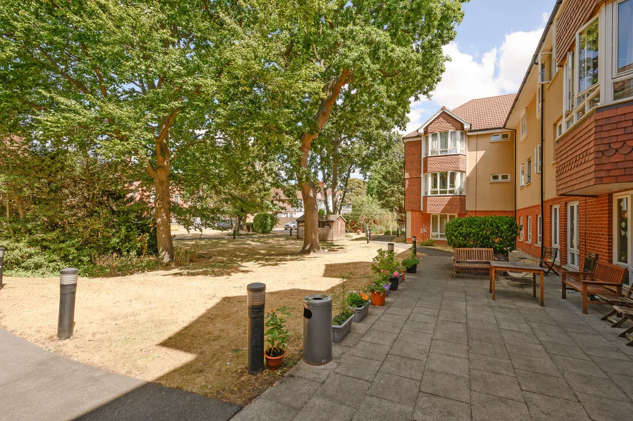 Langley Road, Merton Park, SW19, photo 3