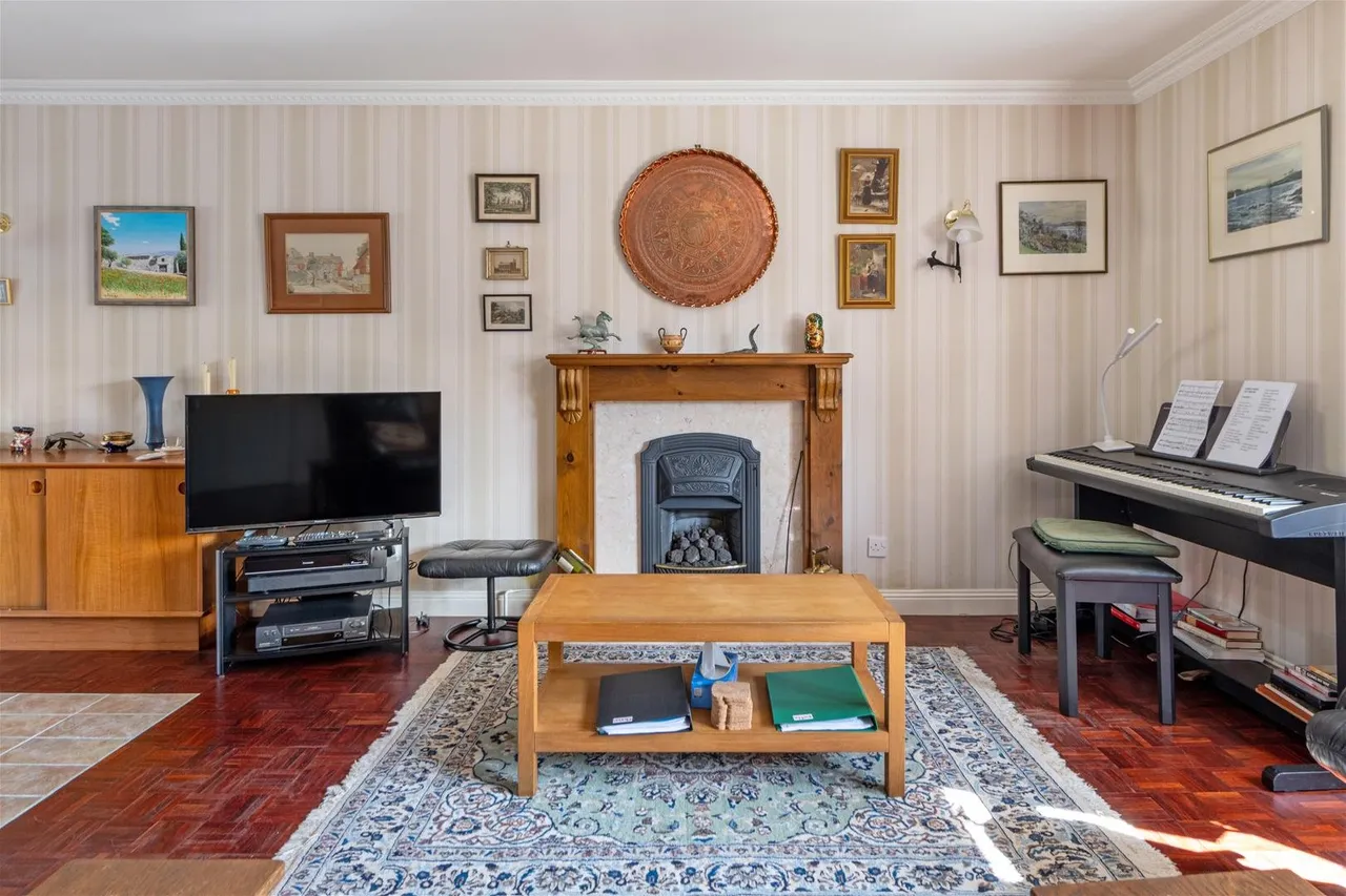 Dinhay Marnhull, Sturminster Newton DT10 1LS, photo 22