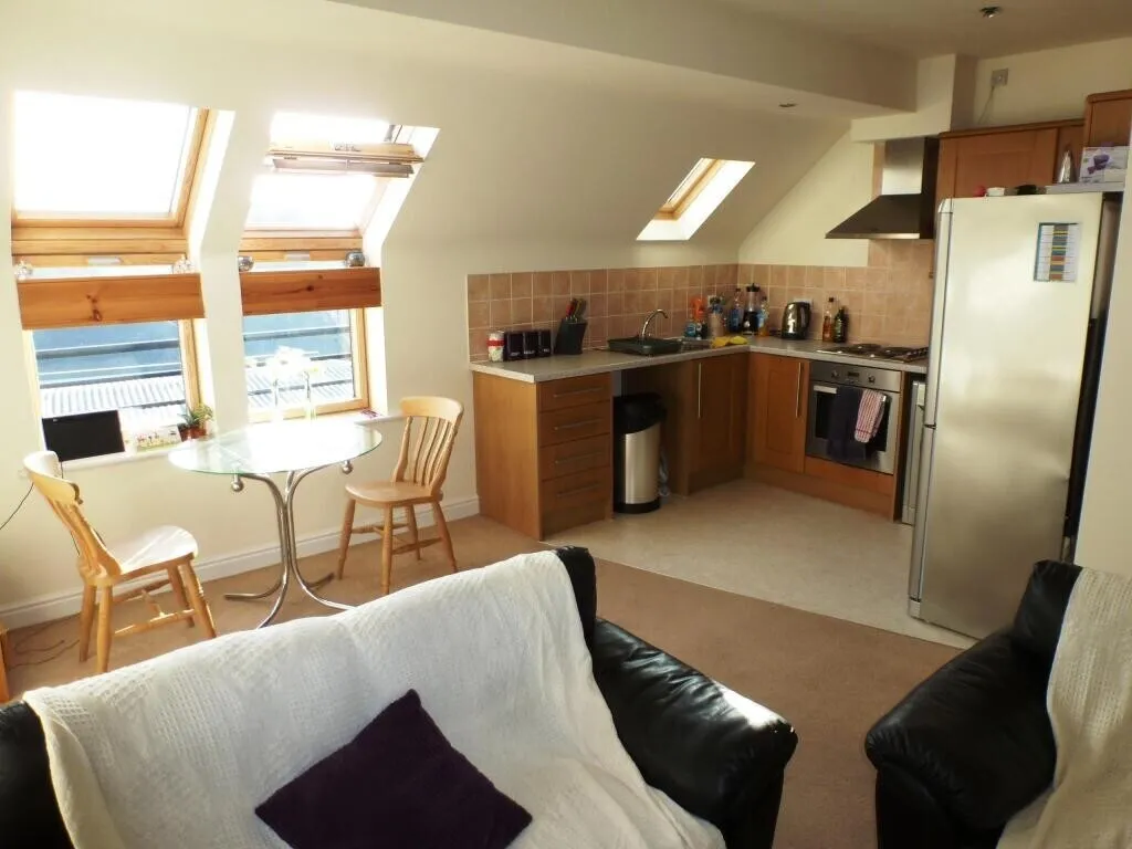 Wesleyan Court, LINCOLN, photo 3