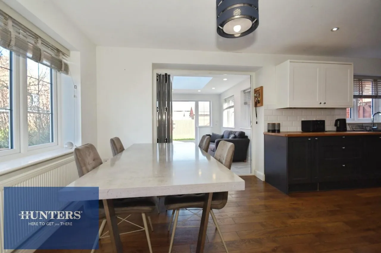 Caulfield Close, Dunston, S41, photo 3