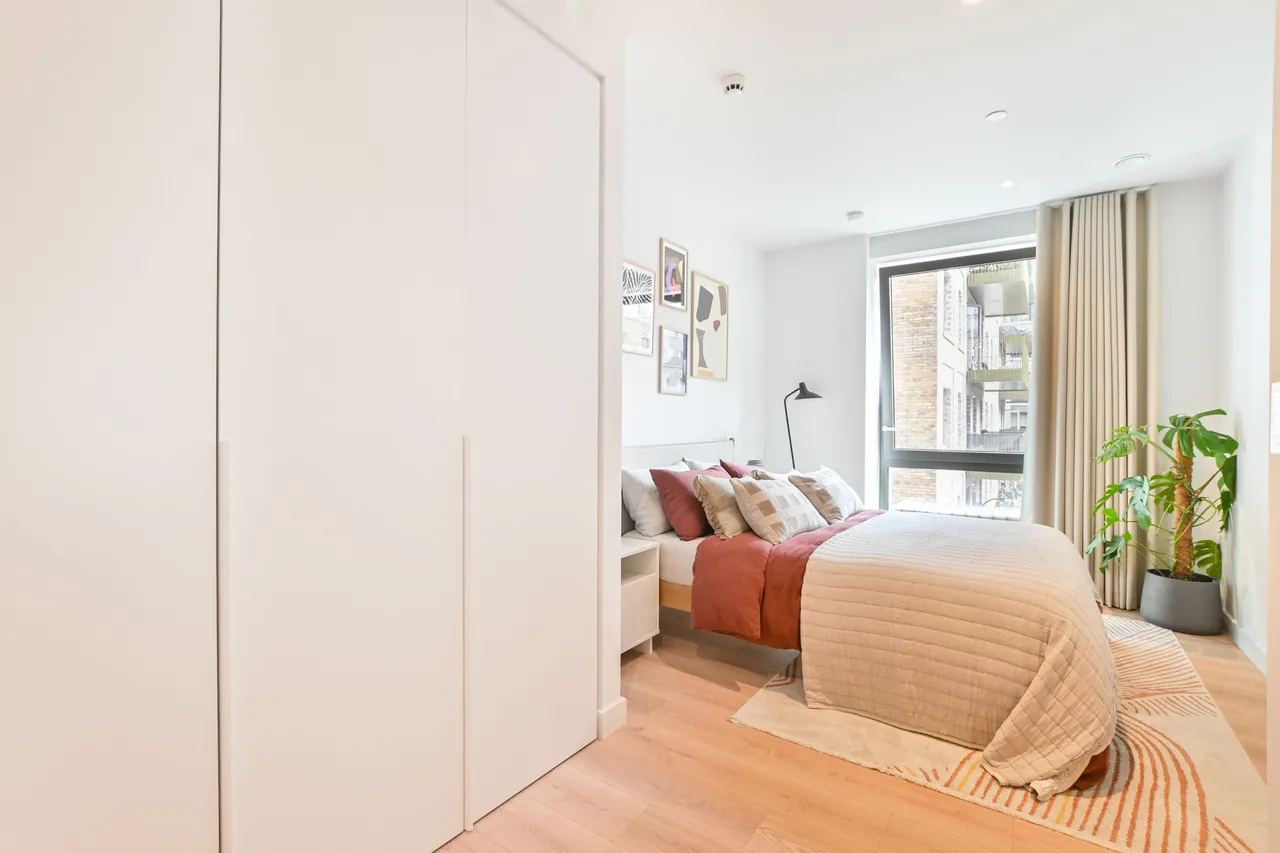 Apartment A-805, The Maple, 10 Aviator Drive, London, photo 6