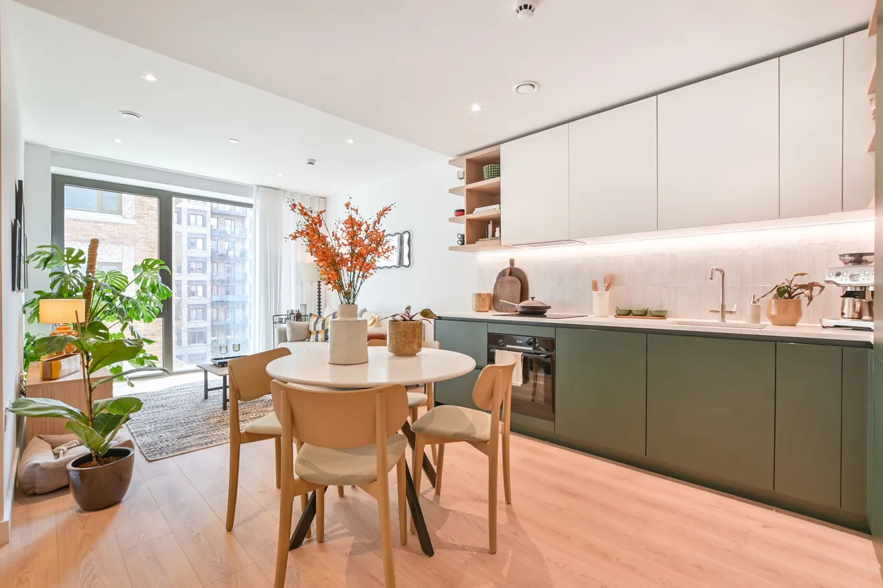 Apartment A-805, The Maple, 10 Aviator Drive, London, photo 8