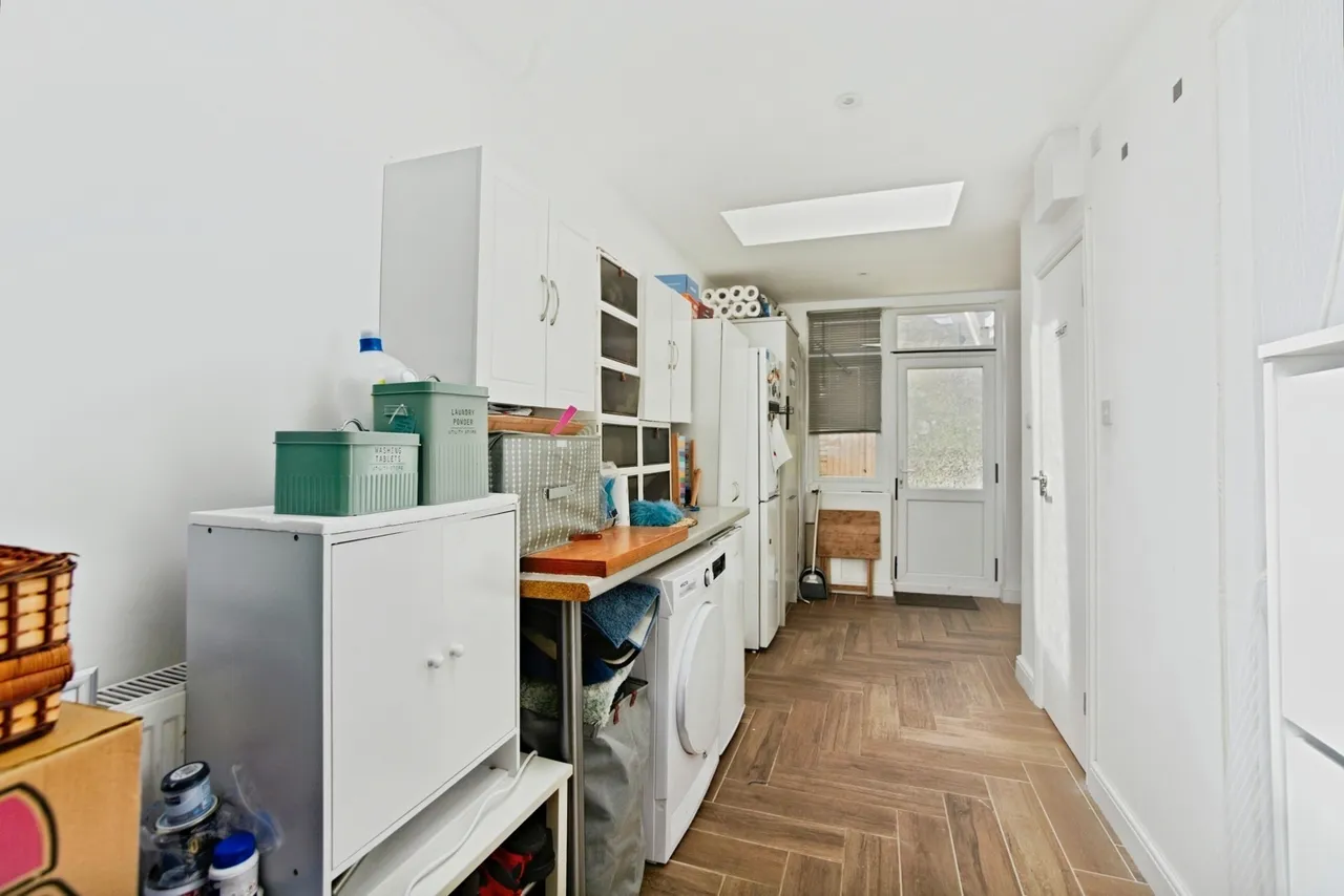 Addiscombe Court Road, Croydon, CR0, photo 12