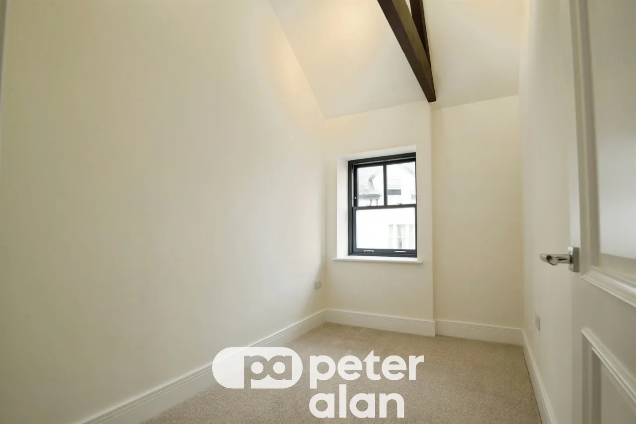 Stow Hill Newport, NP20, photo 12