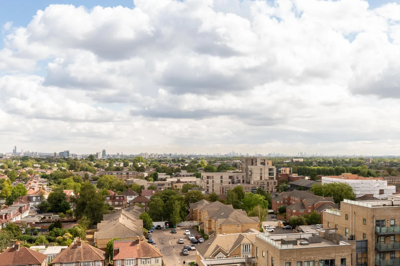 Flat 19, Drake Court, Charter Place, Hounslow, photo 10