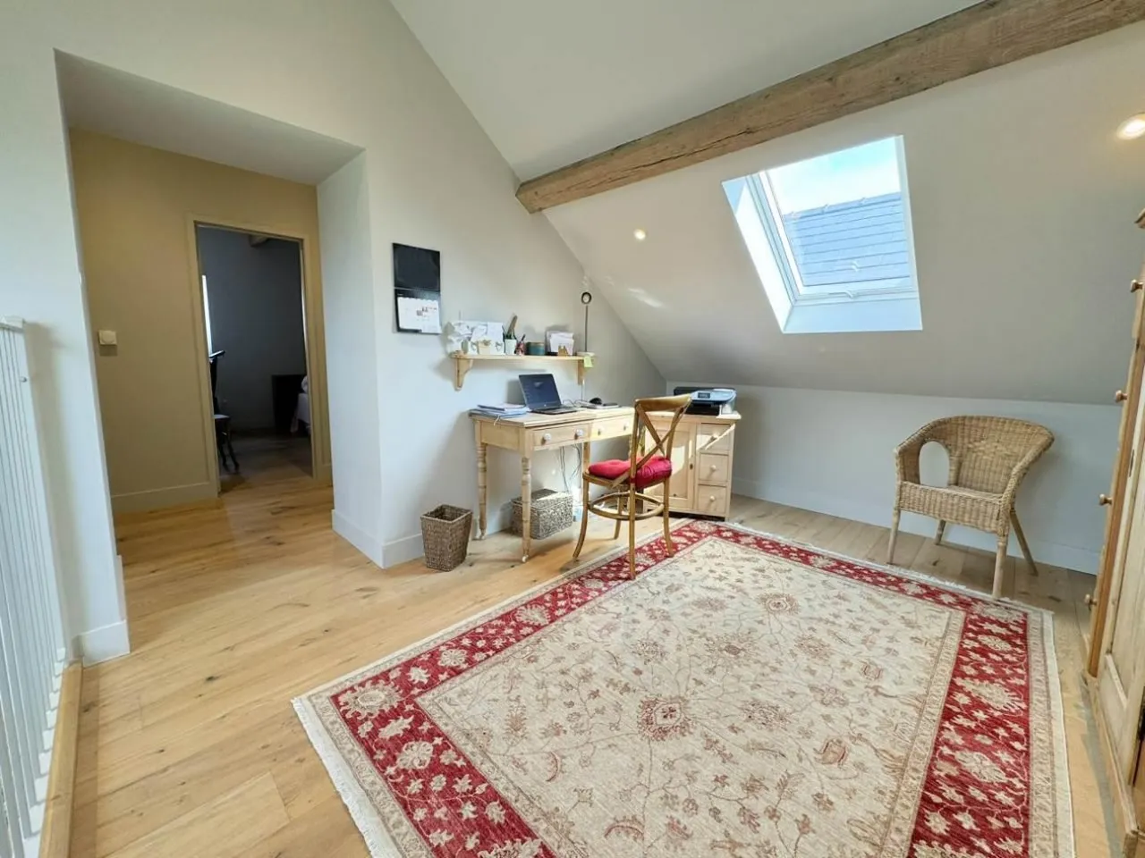 Clapton, Berkeley, GL13, photo 11