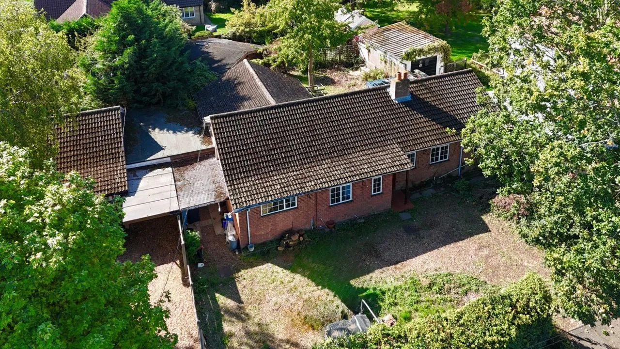Back Lane, Holywell, PE27, photo 16