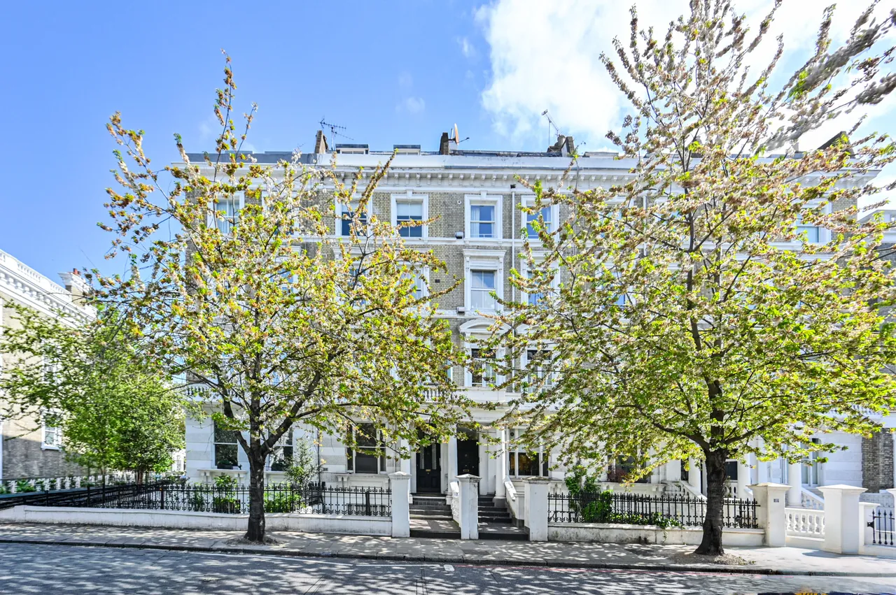 Flat 6, 19 Redcliffe Gardens, London, photo 7