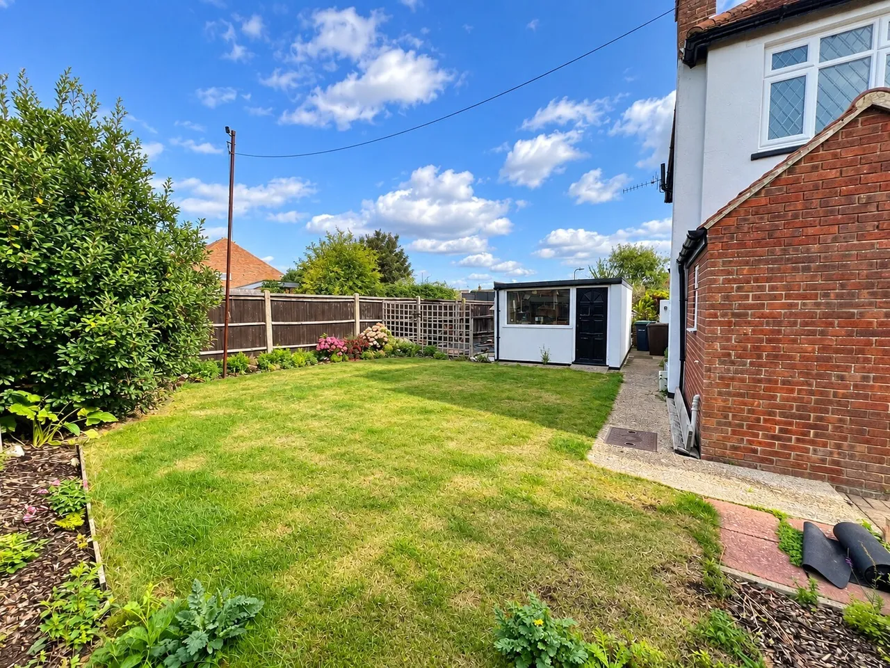 Waterloo Road, Gosport, photo 9