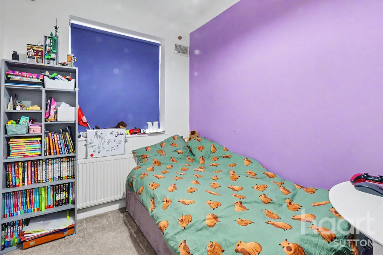 York Close, Morden, SM4, photo 6