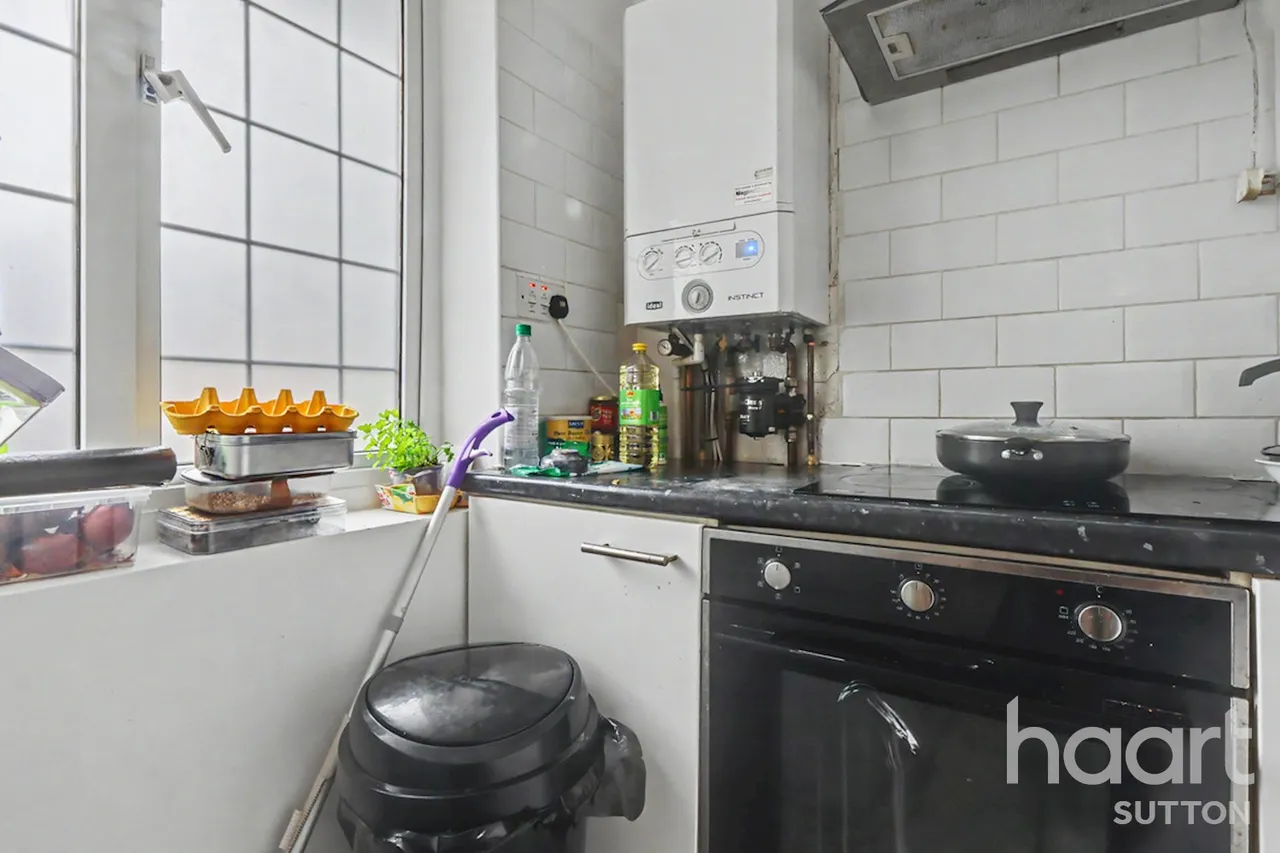 York Close, Morden, SM4, photo 9