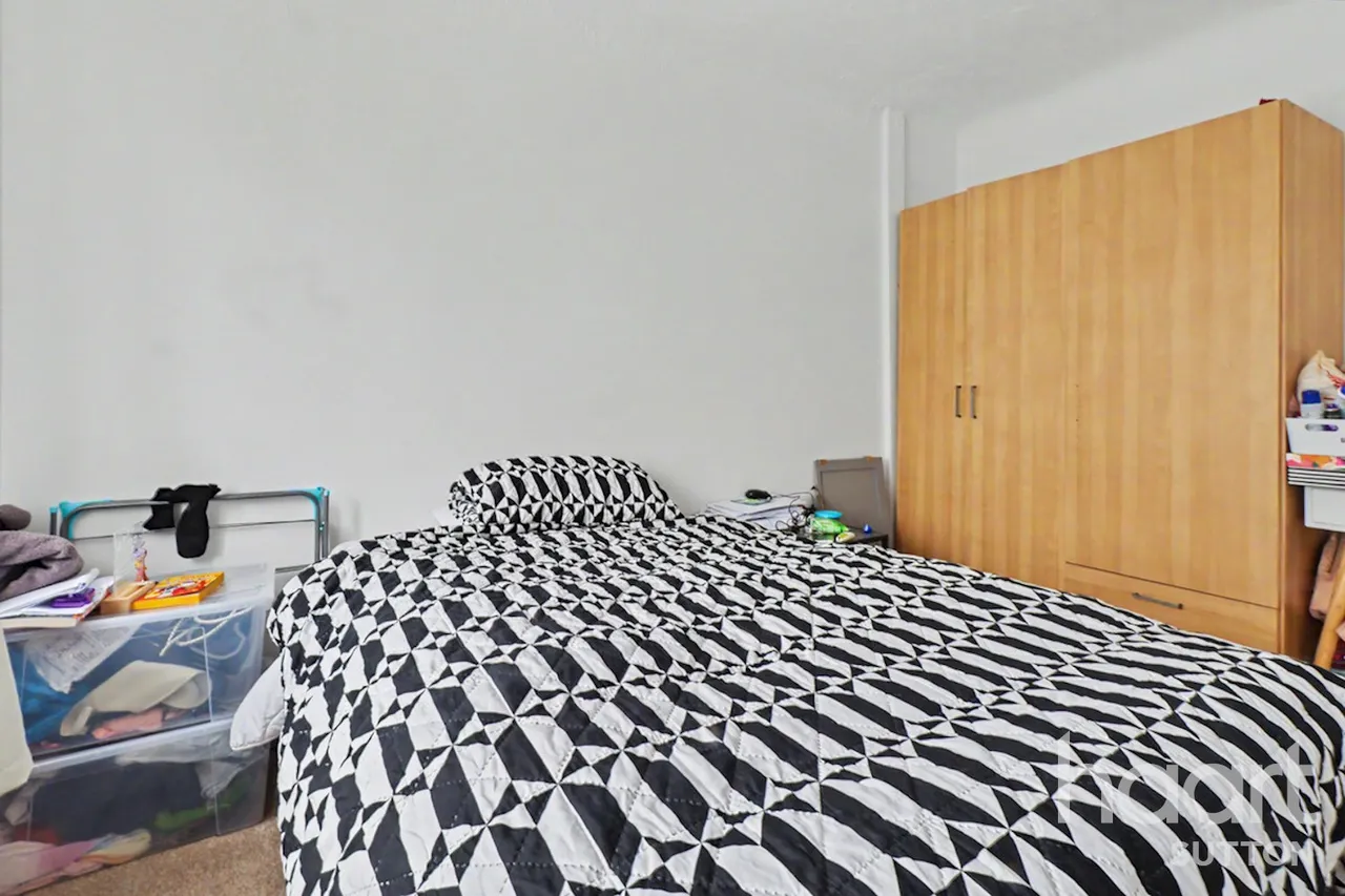 York Close, Morden, SM4, photo 10