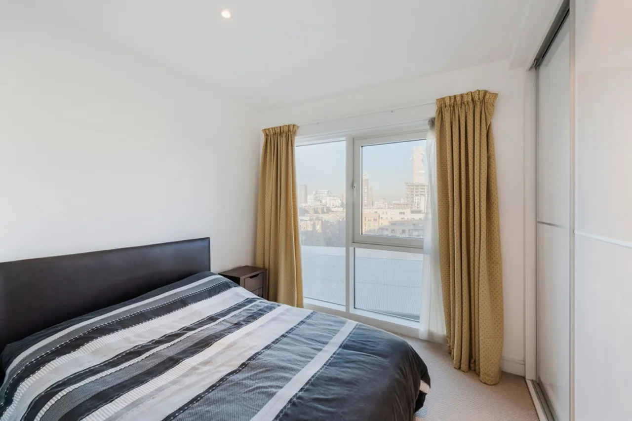 Flotilla House, Battersea Reach, SW18, photo 6