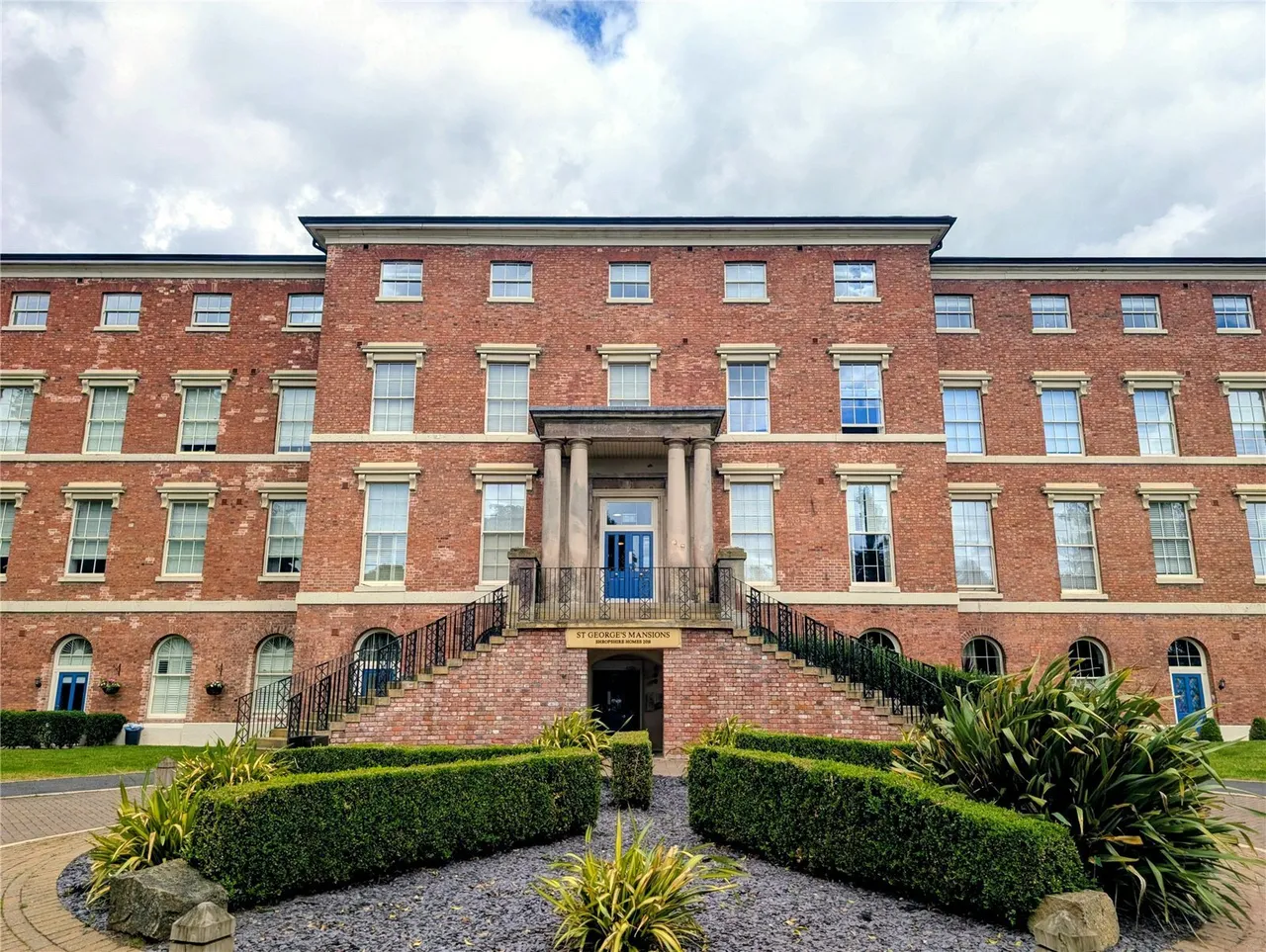 2 bed flat for sale — St. Georges Parkway, Stafford, Staffordshire, ST16