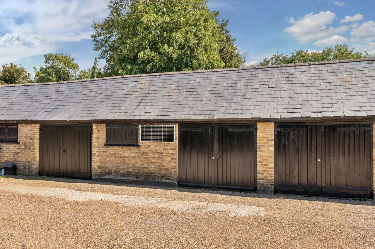 Franks Farm, Dartford Road, Dartford, DA4, photo 24