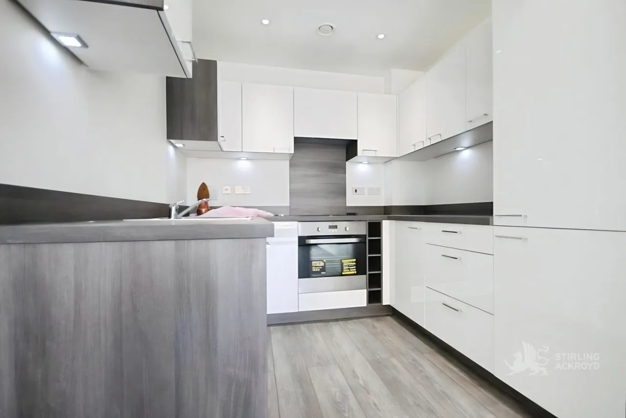 2 bed flat to rent, Cabot Close, Croydon, CR0